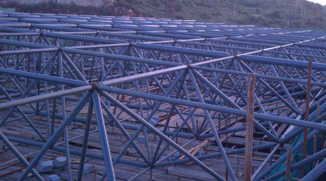 介休概述网架加工中对钢材的质量的过细恳求